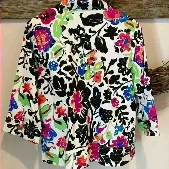 Sportelle floral print lightweight jacket, size XL - Picture 3 of 7